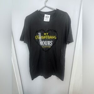 NWT Yellowstone Black Graphic T-Shirt Size: Medium